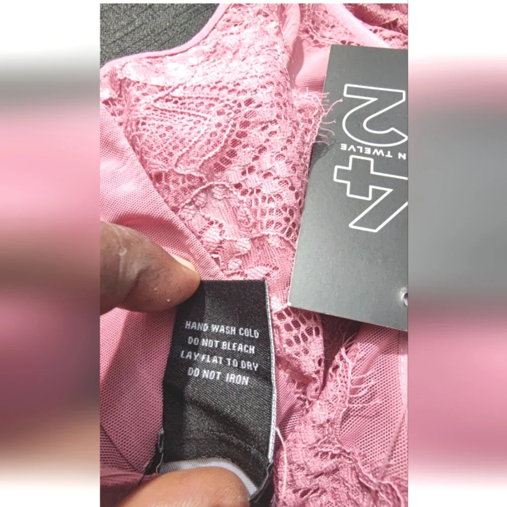 Lace Bustier in Pinkfourteen twelve lace corset crop top Size‎ M Color Pink